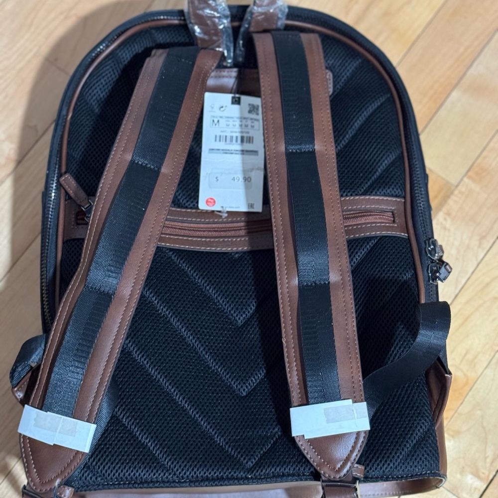 Zara Leather Backpack - Picture 2 of 2